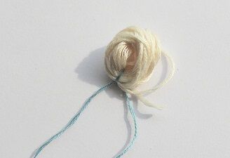 make pom pom as the rabbits tail