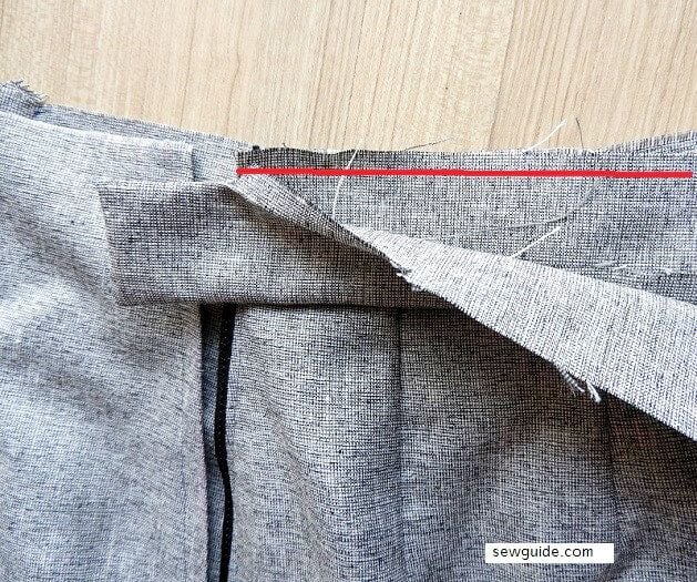 Keep the waistband on the top edge.