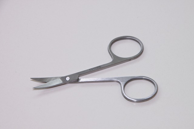 cloth cutting tools - scissors