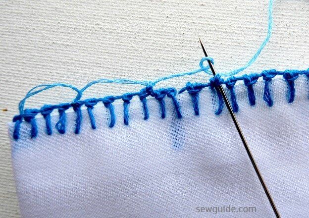 make loops along the edge after making knotted stitch
