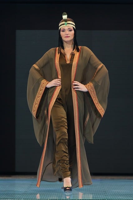 extra volume fashion silhouettes for dresses