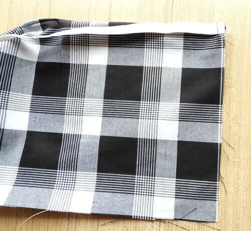 add the elastic inside the back yoke