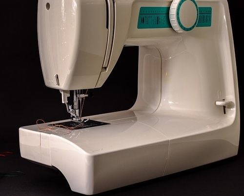 sewing machines types