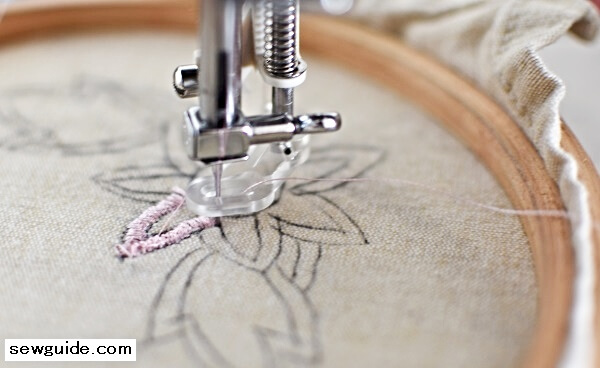 free motion stitch presser foot (darning foot)