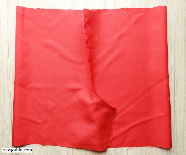 Bring the seam to the middle 