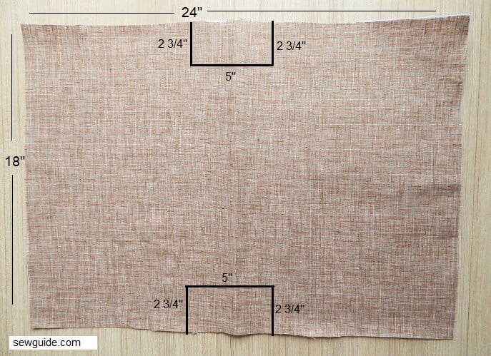 cut out the fabric to sew the  ﻿zippered tote pattern