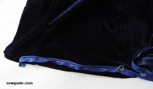 turn the zipper edge down